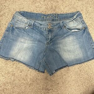 Rue 21 Jean short size 9/10